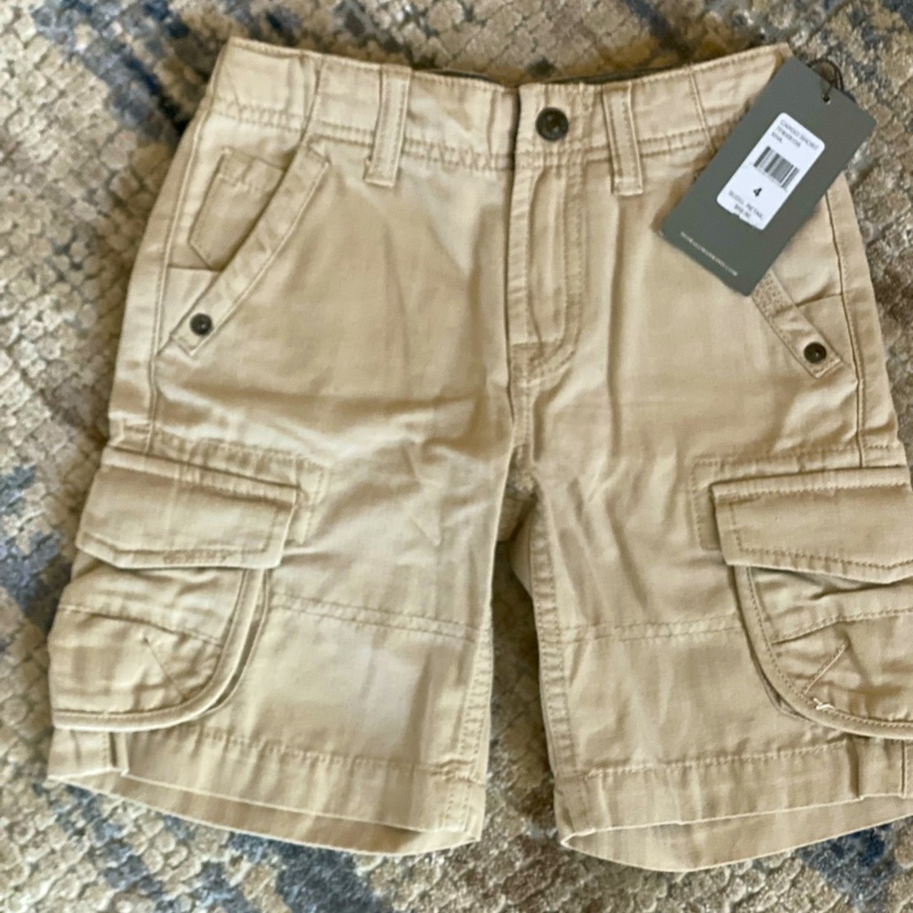 Seven for all Mankind boys tan cargo shorts Sz 4 NWT